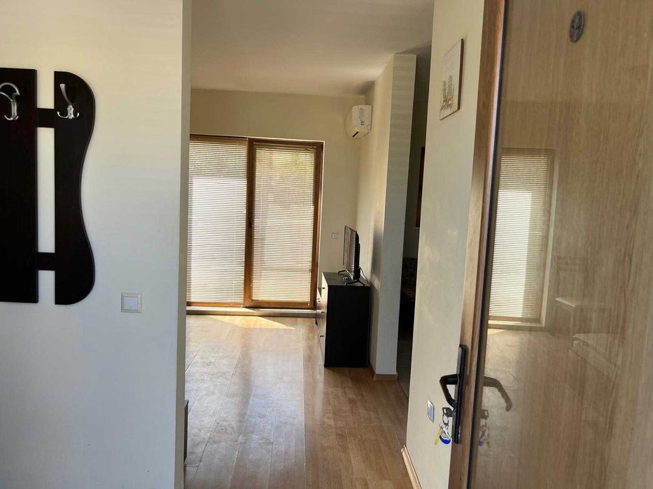 Продава се Двустаен апартамент в Бяла - 50 кв.м за 1120 €/кв.м - Снимка #3