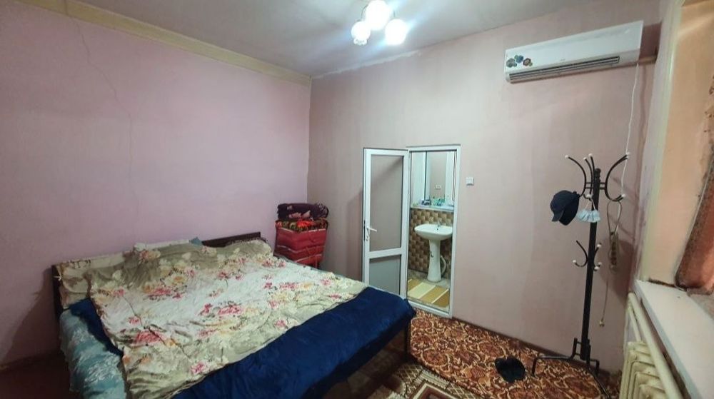 Тезда ховли уй сотилади