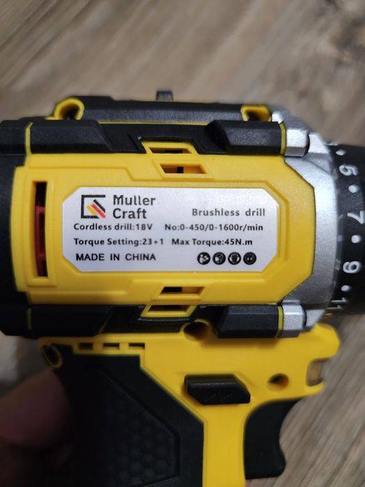 Шуруповерт аккумуляторный