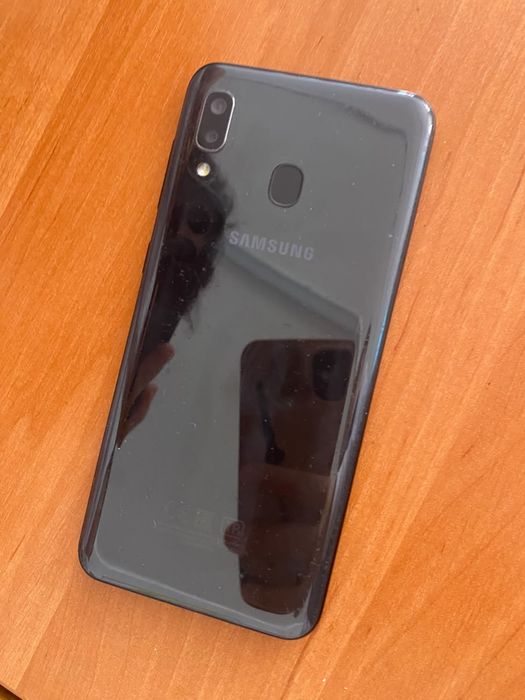 Samsung galaxy a20