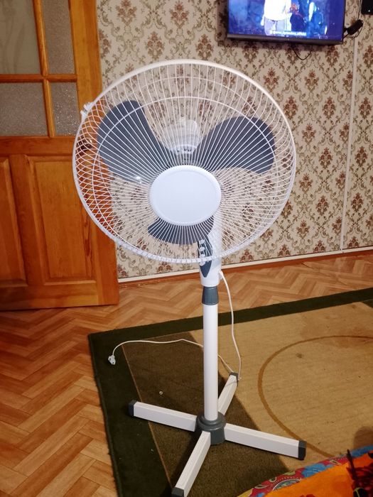 Вентилятор напольный