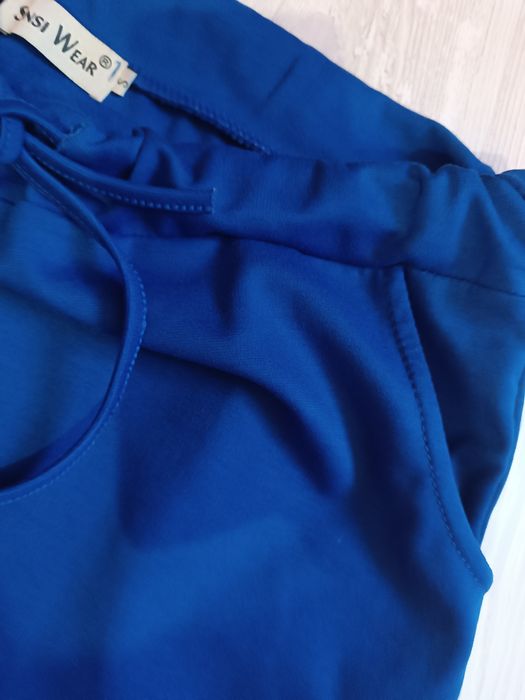 Пола и рокля за дама- S размер