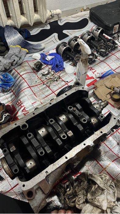 Продам матор 2115 комплект