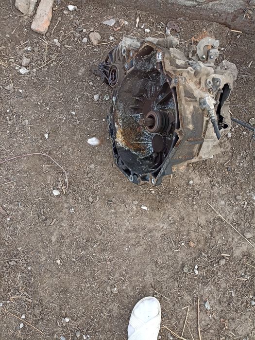 Vand piese pentru Opel Zafira