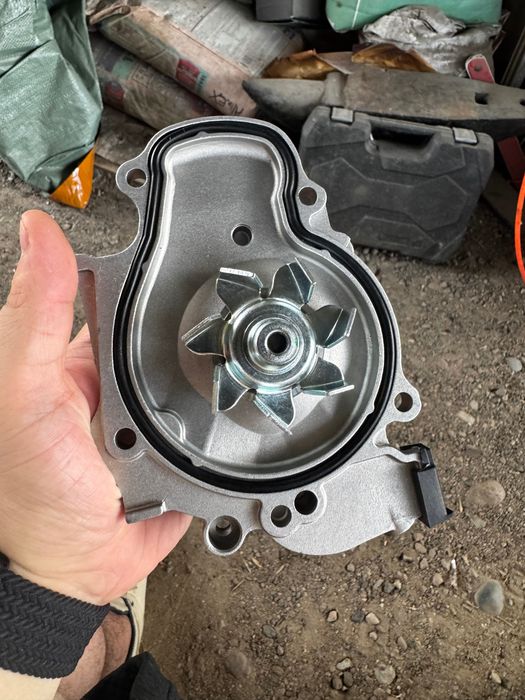Водяная помпа Aisin Honda