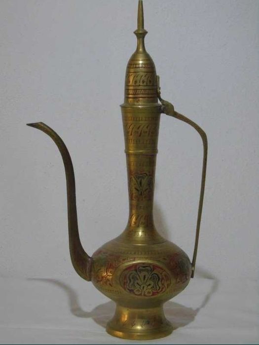 Carafă  Vintage din alamă India