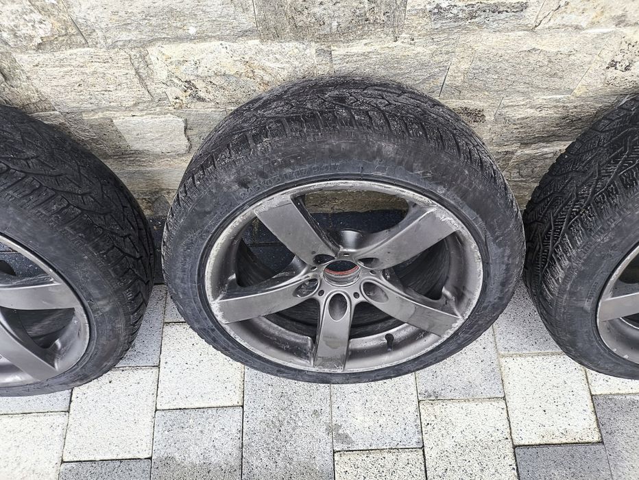 Джанти с гуми 225/45/17, 5x120