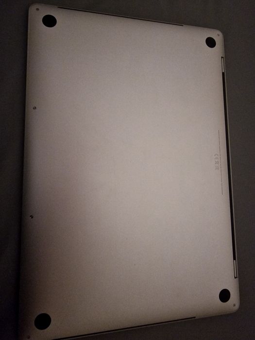 MacBook Pro 16 2019

16-инчов, 2019