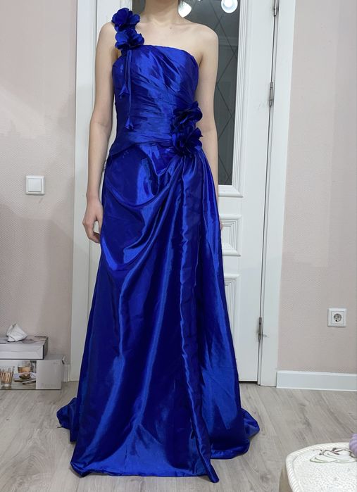 Платье новое вечернее