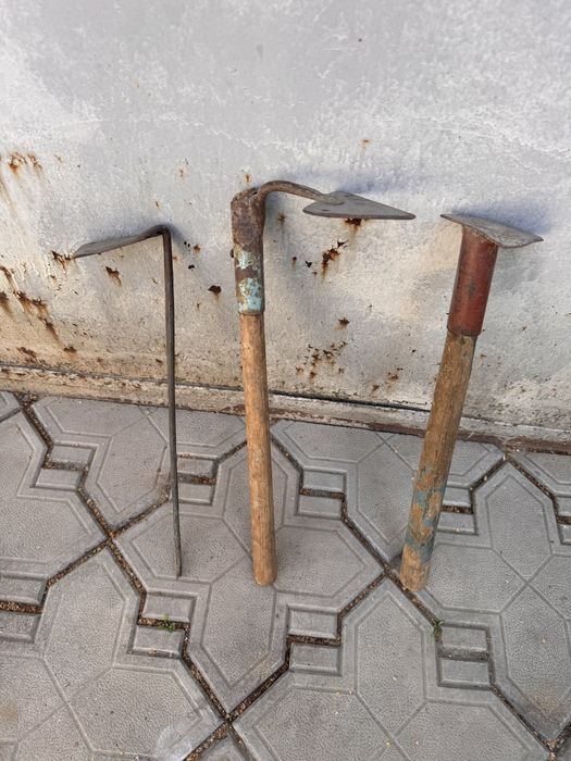 Вилы грабли коса серп тяпка  б/у