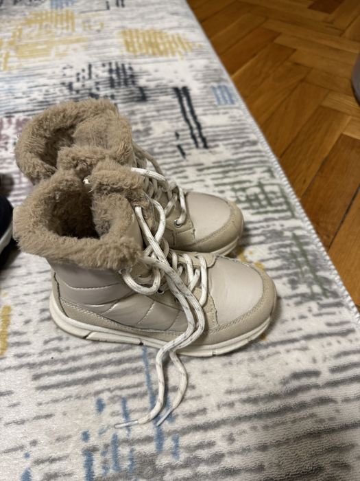 Ботуши за момиче