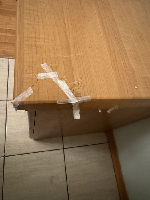 Продам тумбочку