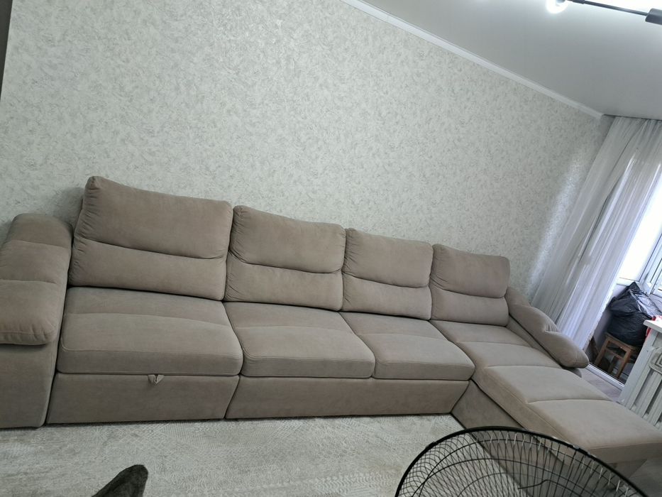 Продам диван в хорошем состоянии