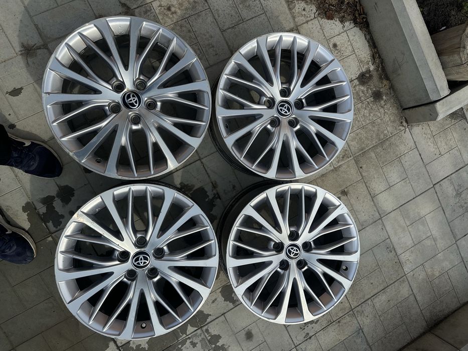 Р18 оригинал только диски camry 70 камри 70