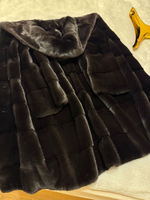 #11 Шикозно палто от норка с качулка Manzari.Гърция.Палто от визон.