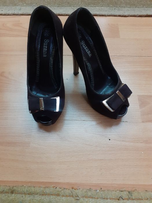 Туфли с открытым носиком