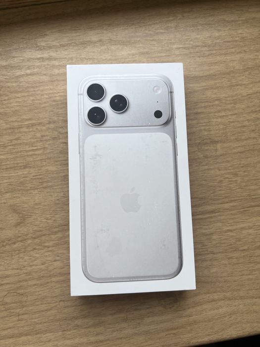 Iphone 17 PRO MAX Запечатанный