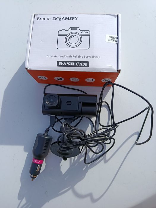 Продам авто видеорегистратор новый