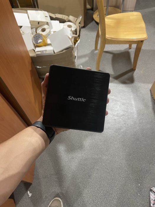 Мини-ПК Shuttle XPC NC10U