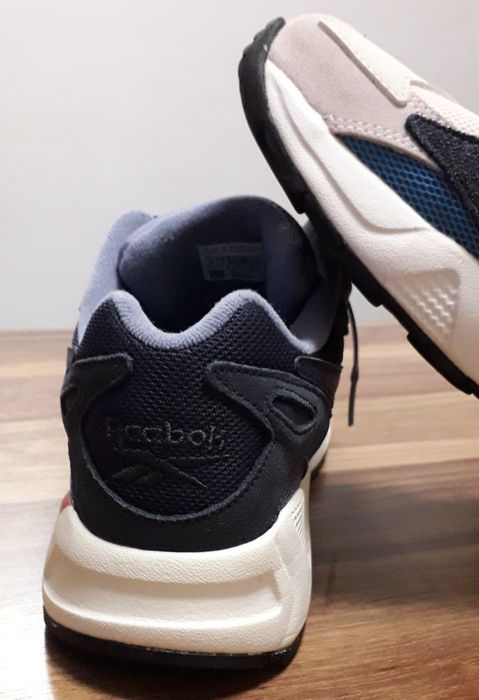 40.5 номер дамски Reebok Aztrek