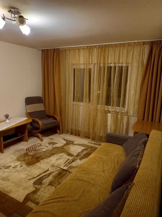 Proprietar,închiriez apartament cu 3 camere zona Sagului,Piata Doina