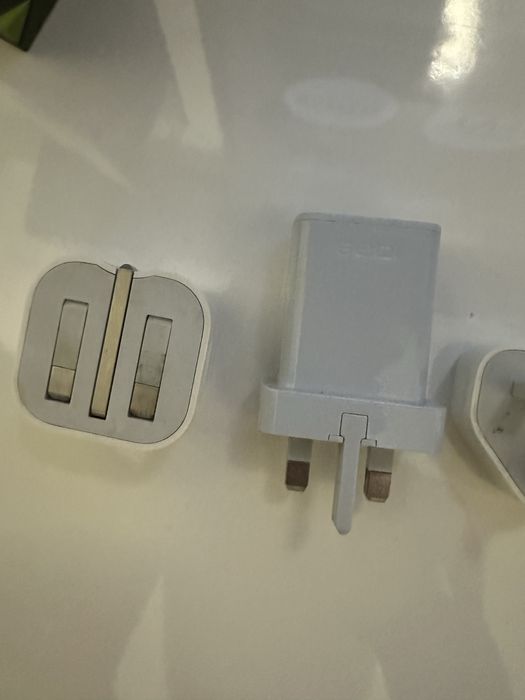 Adaptoare priza UK