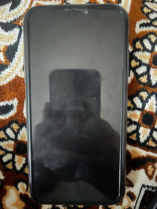 Продам Iphone 11 64GB