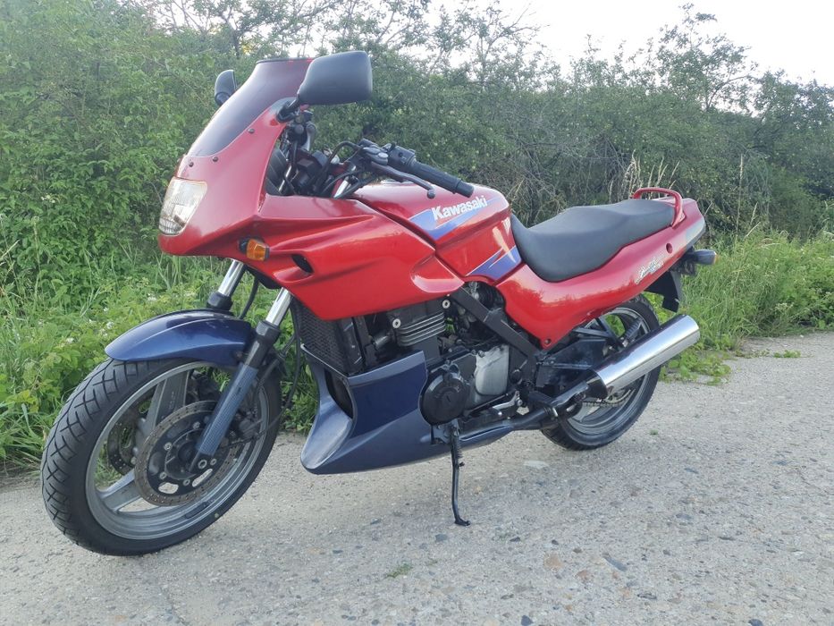 Moto Kawasaki Gpz 500 S