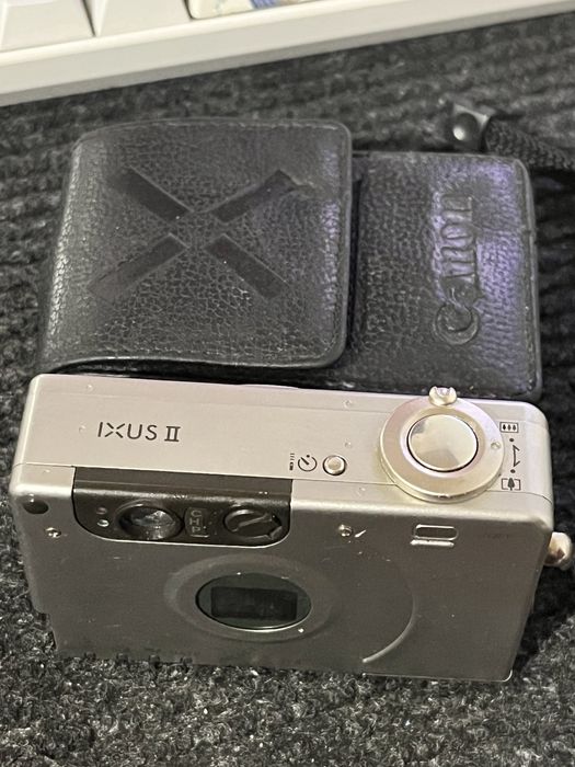Canon IXUS II pe Film APS + Husă Originală