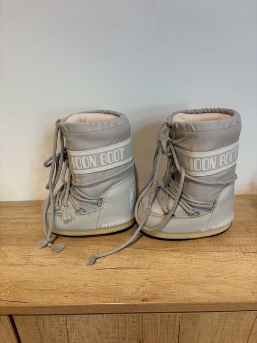 Moon Boot marime 23-26
