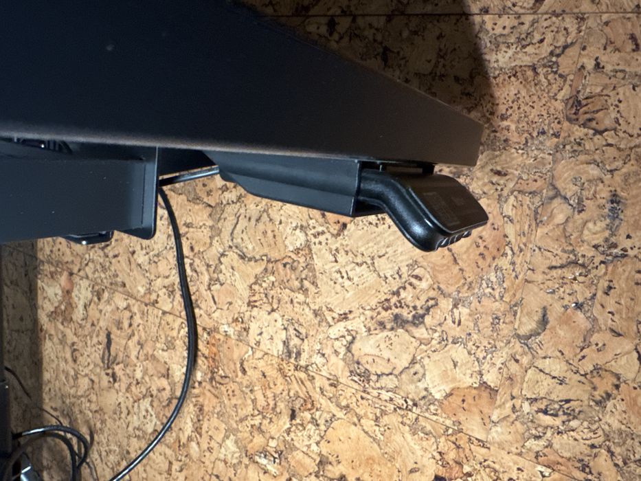 Ергономично бюро UberDesk Pro 124-129 cm 160 kg capacity, 160x80cm