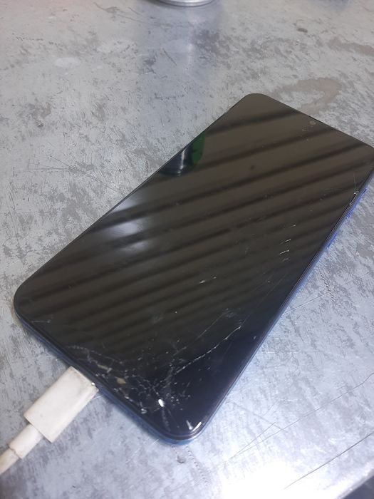 Самсунг А50 64гб обмен продажа