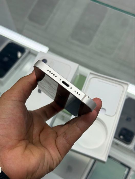 iPhone 13 128/100%  в идеальном состоянии