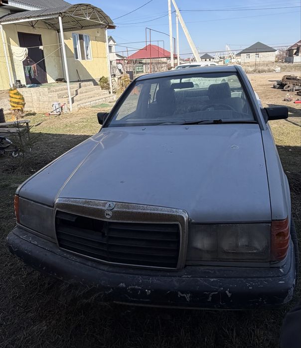 Продам мерс 190…