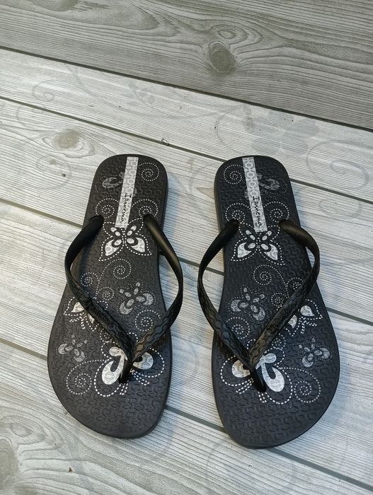 Ipanema Black N 37 чехли