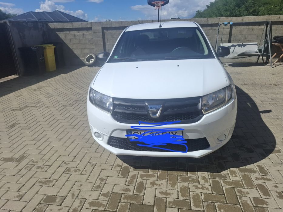 Vand doua Dacia Logan 1,2 au fost taxi 2200 euro bucata,stare foarte bună. Nu au aer condiționat ..