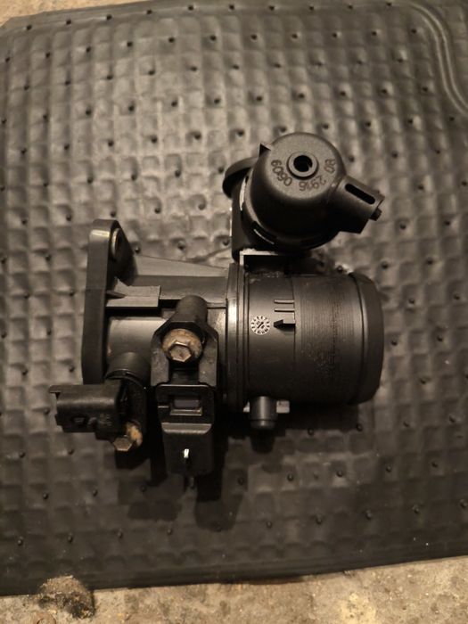 Дроселова клапа2.0,2.2 HDI Ситроен,Пежо,Ланчия,Форд,Волво