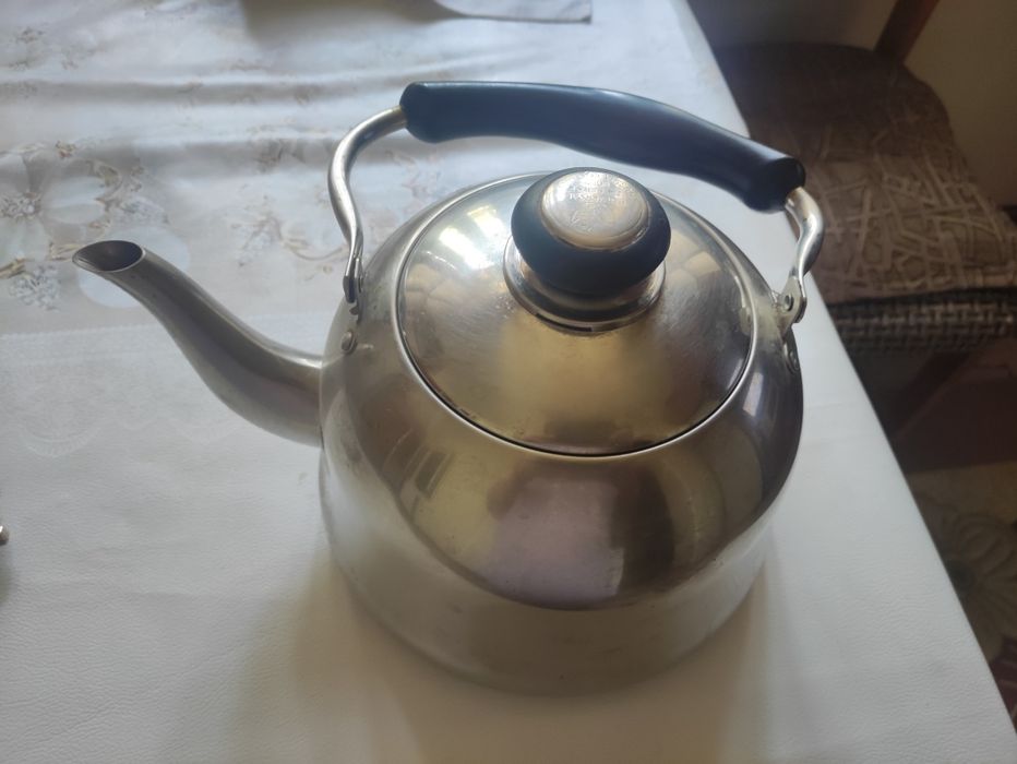 Чайник нержавейка 3 литров.