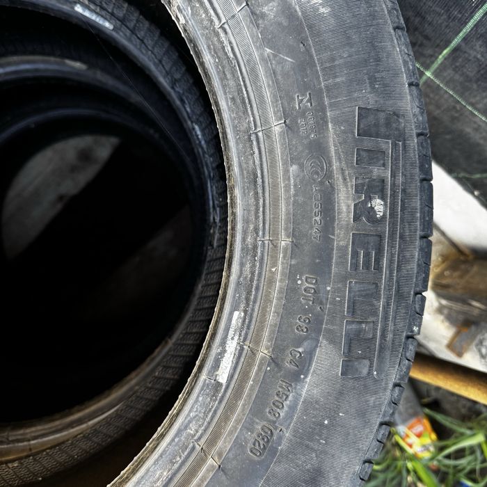 Set cauciucuri Pirelli Run-Flat (RFT)