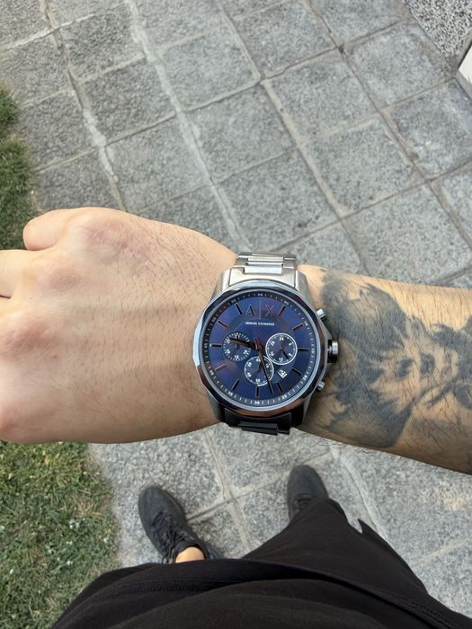 Armani Exchange  часовник
