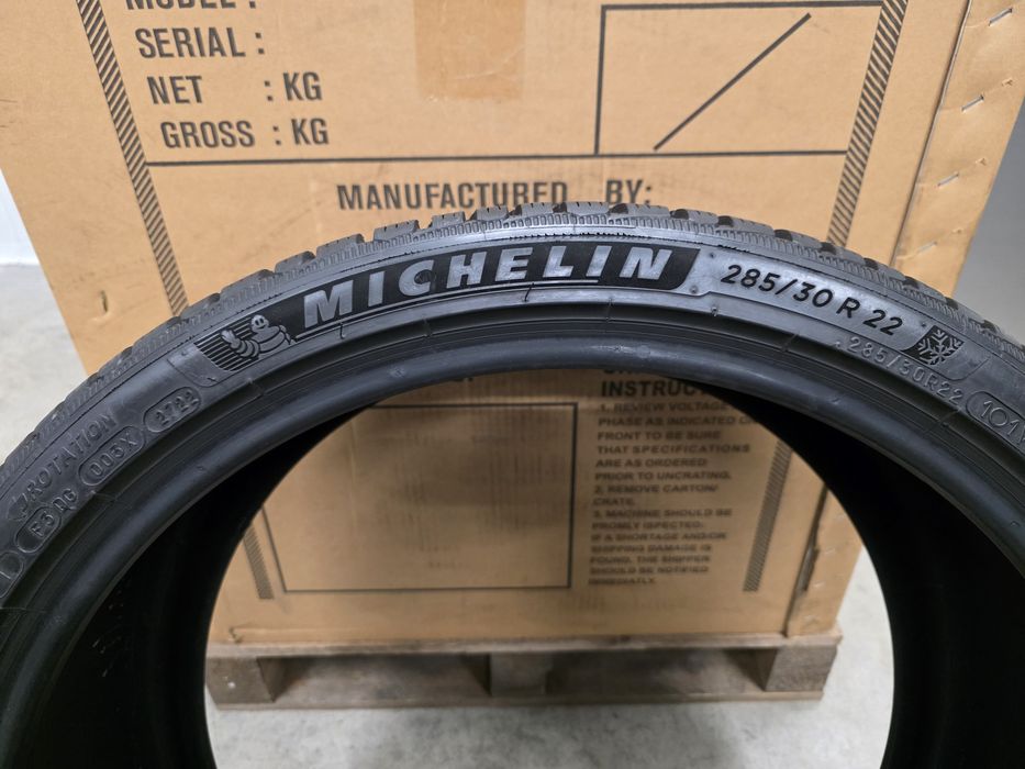 285/30/22 101W XL 4бр.MICHELIN PILOT ALPIN 5 Неразличими от НОВИ DEMO