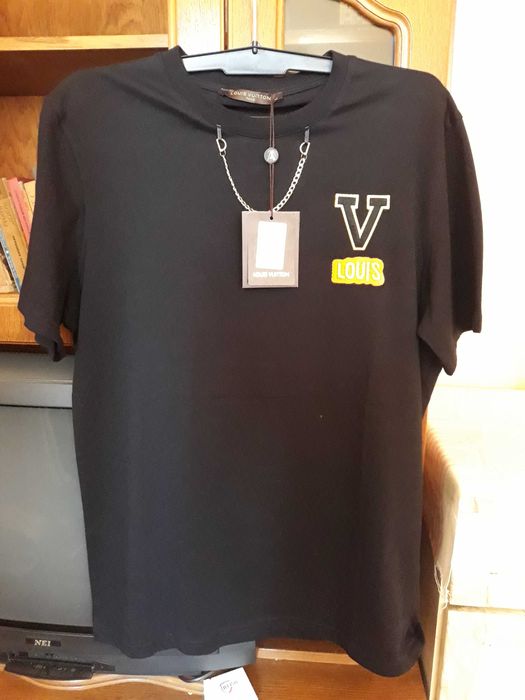 vand tricou louis vuitton