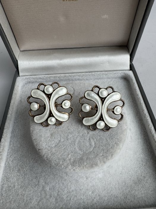 Cercei din argint si email scandinavi