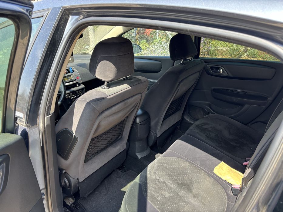 Продава се Citroen c4