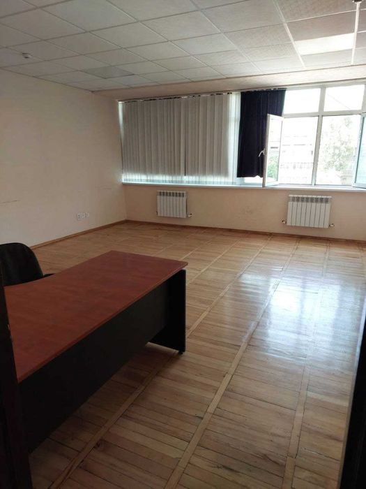 Аренда часть офиса 120 м2 , у выхода  метро Х.Алимджана, первая линия