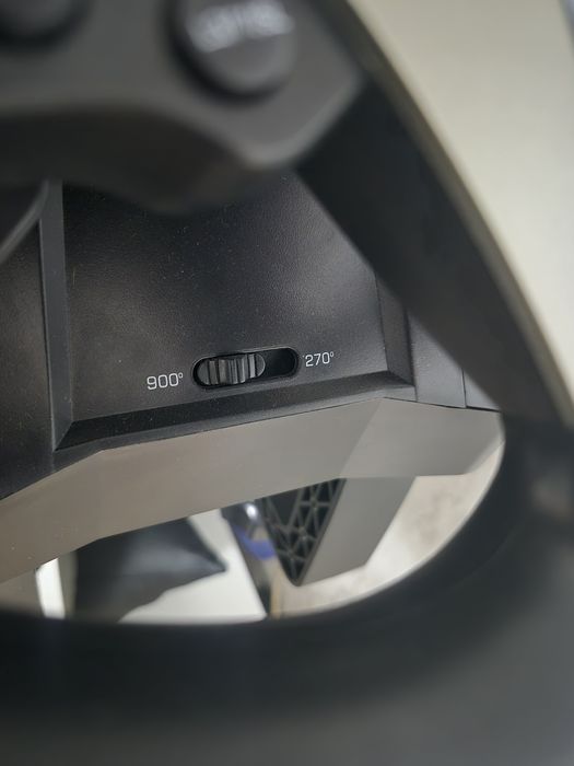 Продам игровой руль на пк