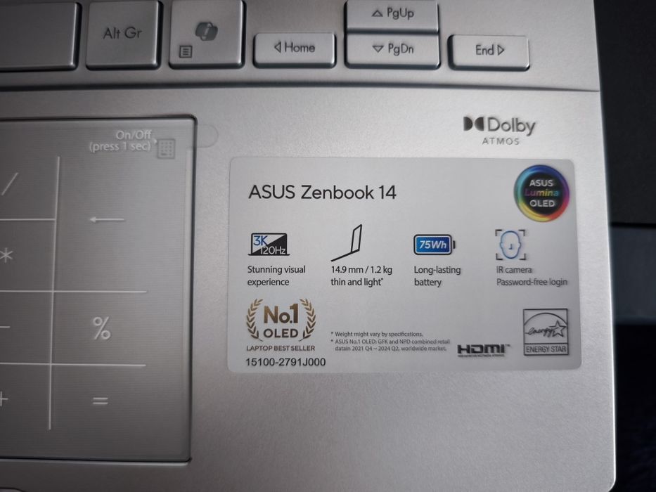 Laptop ASUS Zenbook 14 OLED
UX3405CA-ST782X,
