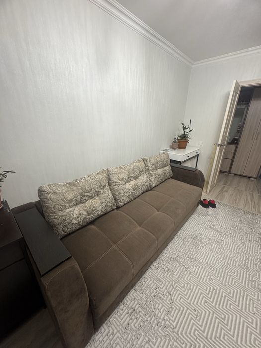 Продам диван и кресло