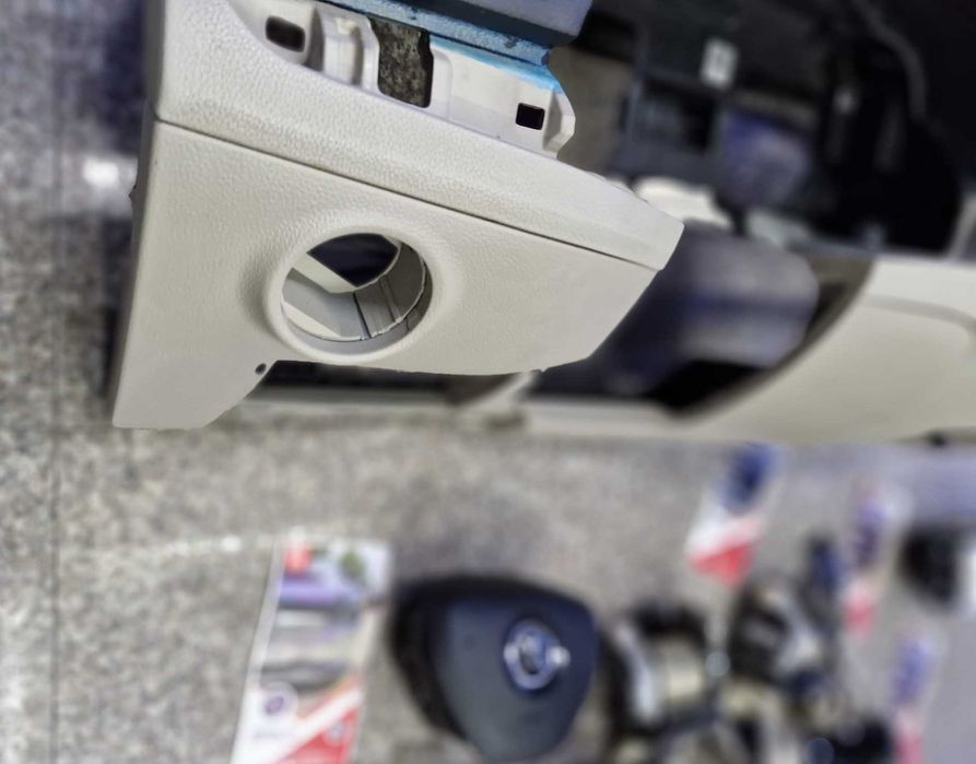 Skoda SUPERB 3 - kit airbag - plansa de bord bej negru - set centuri