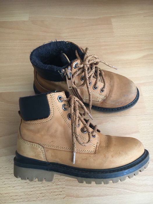 Geox боти номер 27  Zara номер 27